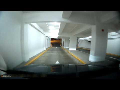 健明邨停車場(出口)
