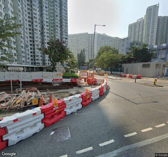 寶林商場停車場