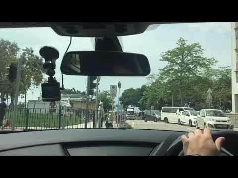屯門啟豐園停車場（入）