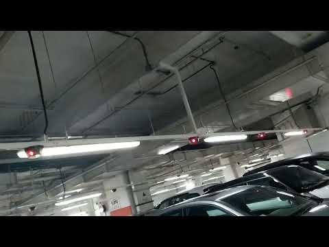 鑽石山荷里活廣場地庫2停車場1個10公里小時右轉Windy掛牆密網牛角扇5個Wington榮通掛牆密網牛角扇