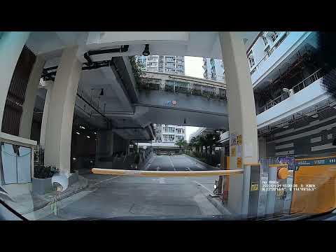 深水埗白田商場停車場 (入) Pak Tin Commercial Centre Carpark in Sham Shui Po (In)