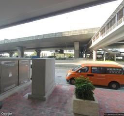 一洲國際廣場停車場