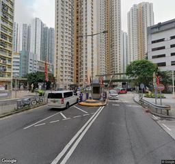 逸東商場停車場