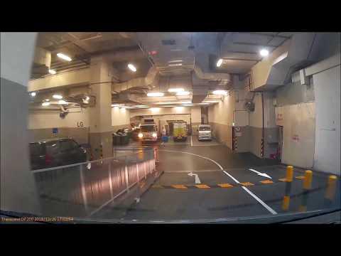1亞太中心停車場 - 入