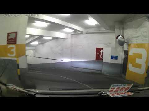 長沙灣麗新商業中心停車場（出）