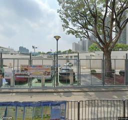 粉嶺游泳池停車場