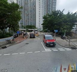 長宏邨停車場