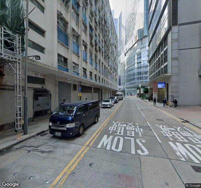 萬泰利廣場停車場