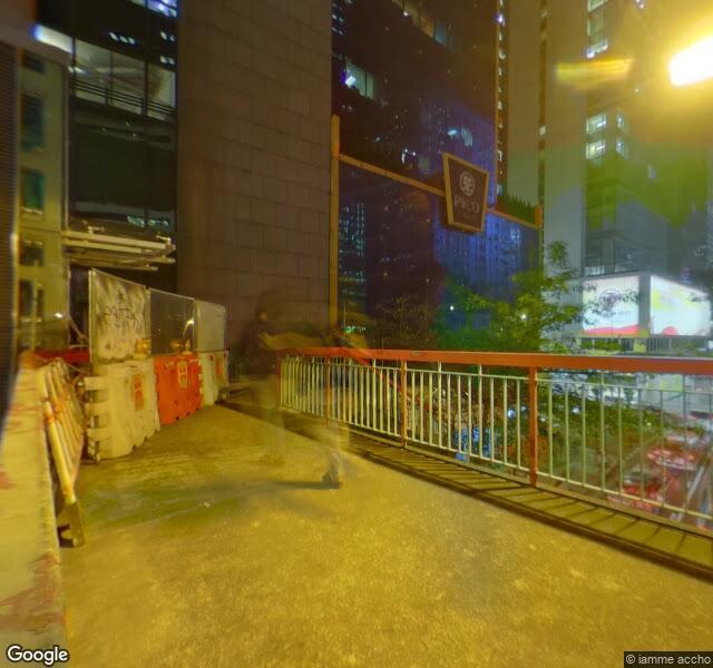 六國酒店停車場