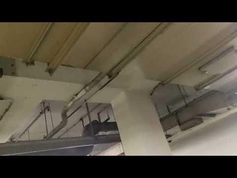 鑽石山荷里活廣場地庫1停車場1個10公里小時右轉及不准右轉不准駛入壞燈Windy大風牌掛牆密網牛角Wington榮通掛牆密網牛角扇3個左轉