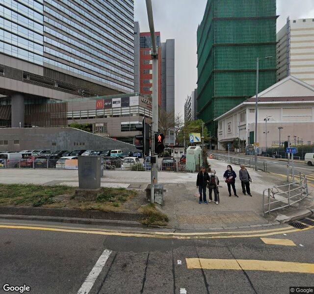 安麗街大涌橋路露天停車場