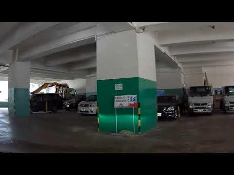 利達工業中心停車場 Leader Industrial Centre Car Park