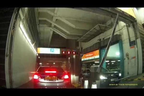旺角奧海城二期停車場 (入) Olympian City 2 Carpark in Mong Kok (In)