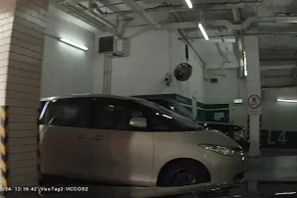 停車場介紹: 荷李活華庭 (入)