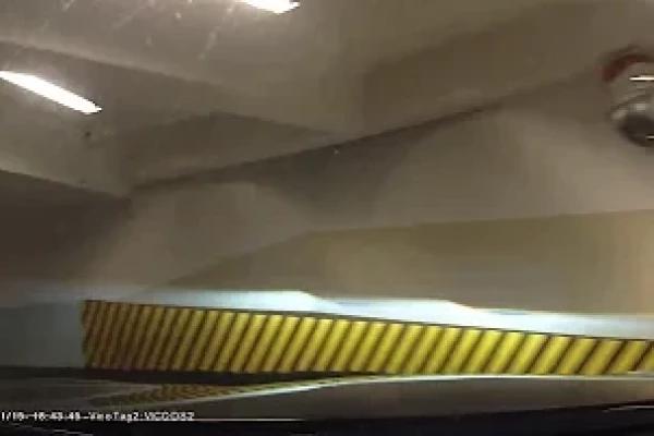 停車場介紹: 中環萬宜大廈 (入)