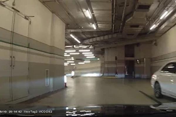 停車場介紹: 中環中心 (入)