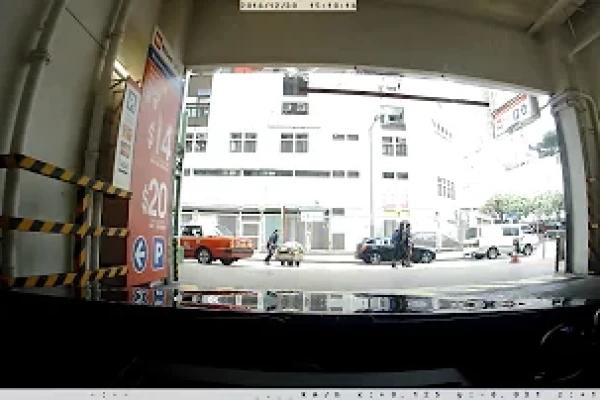 停車場介紹: 荃灣灣景廣場停車場 (出)