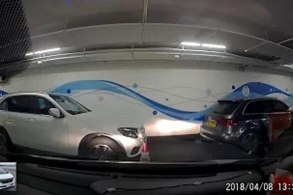 香港停車場巡禮 - 淺水灣 The Pulse 購物中心停車場 / The Pulse / Parking in Hong Kong
