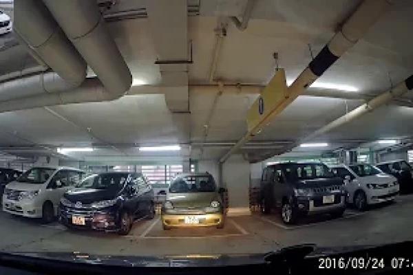 香港停車場巡禮 - 北角港運城停車場 (三樓) Parking in Hong Kong