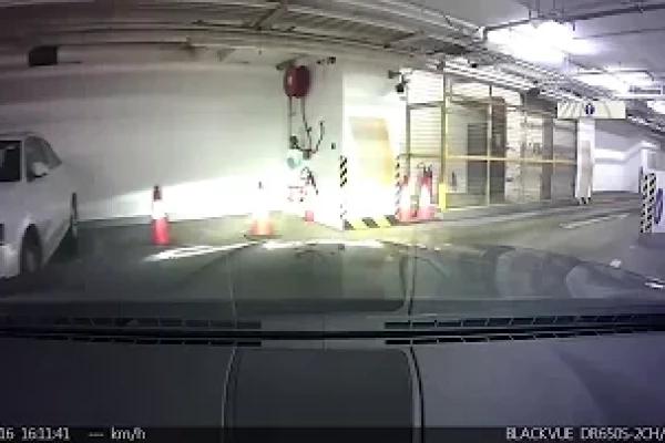 停車場介紹: 北角港運城停車場 (出)
