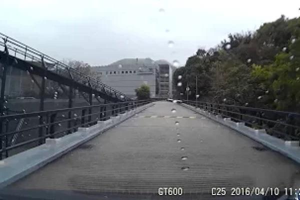 《停車場》石硤尾公園體育館－入