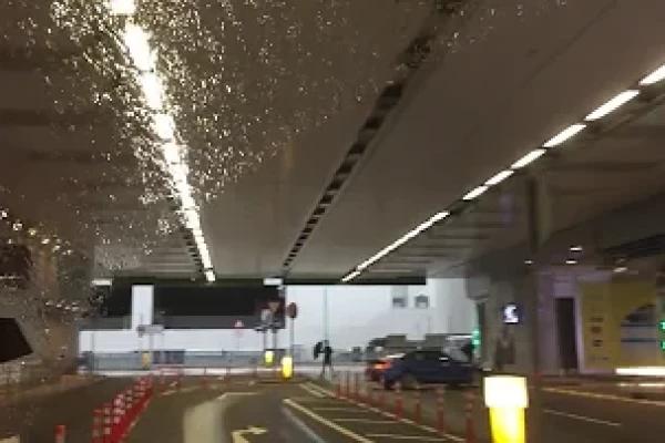 屯門v city商場停車場（入）