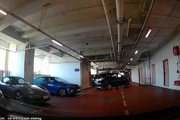 香港泊車好去處 - 藍灣半島停車場 (出)