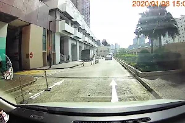 火炭銀禧花園停車場 - 入