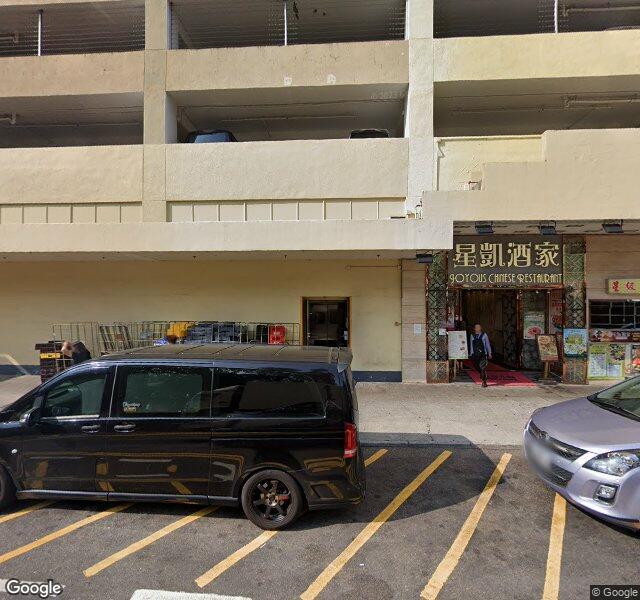屏會中心停車場