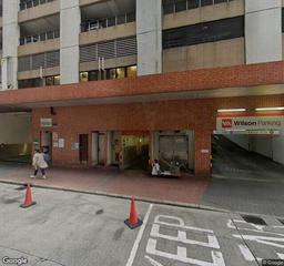麗寶花園停車場