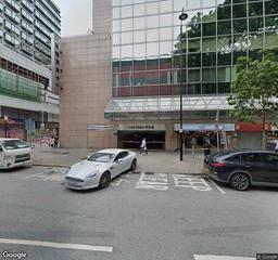 新東海商業中心停車場