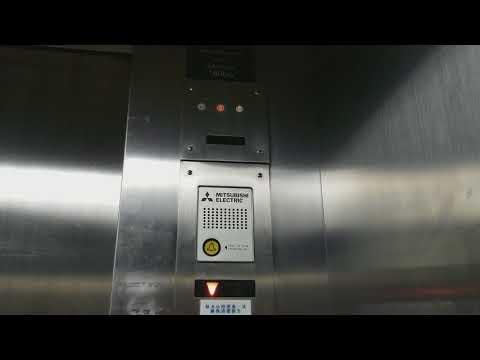 屯門恒福商場三菱貨用升降機