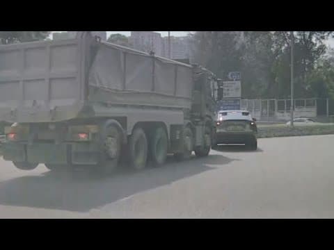 車CAM直擊 - 泥鬼專招呼私家車,電車首選