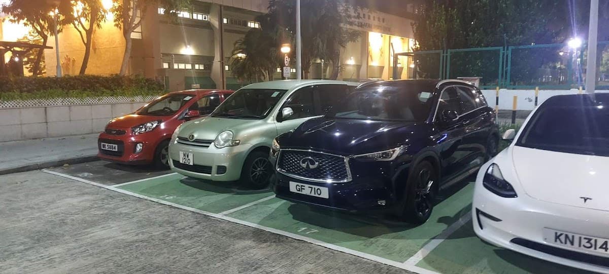 上水游泳池停車場 實景照片 4