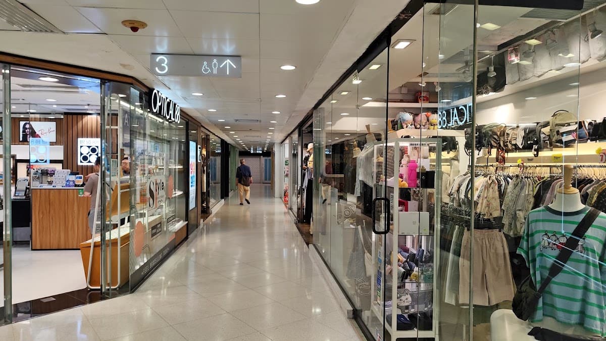 柴灣新翠商場 New Jade Shopping Arcade 停車場 實景照片 6