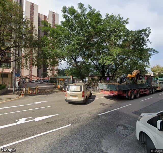 水邊圍邨停車場