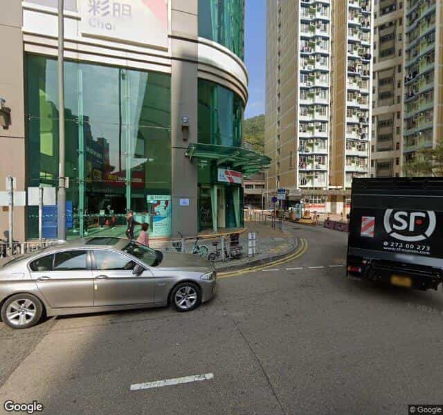 彩明商場停車場